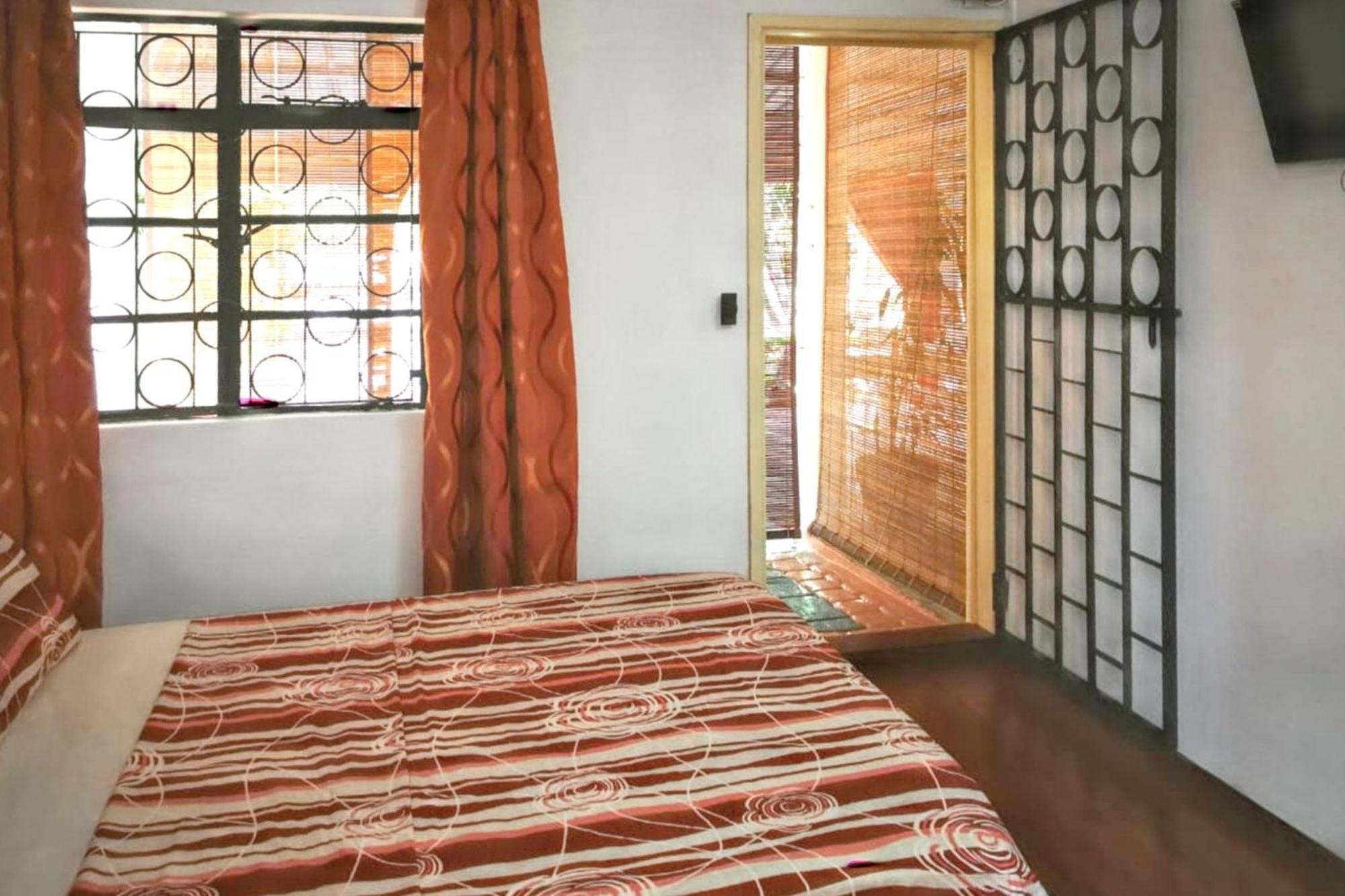 Charming Studio In Flic En Flac With Enclosed Garden 25M² Экстерьер фото